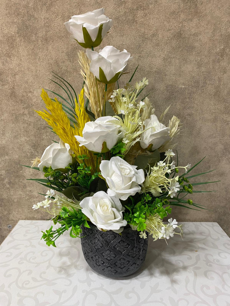 Yapay Gül Aranjmanı Seramikte